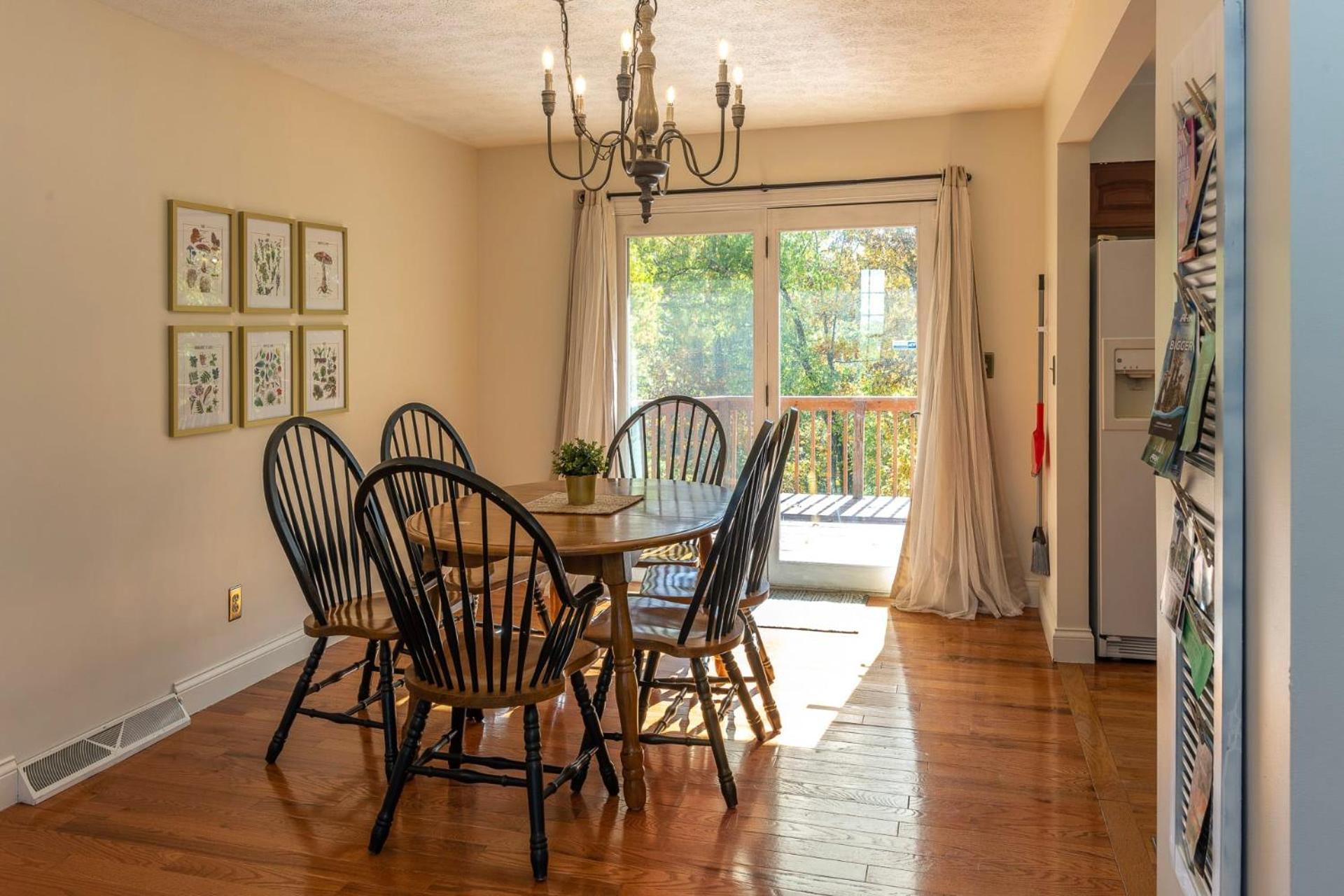 Spacious Family - Near The Ark * Williamstown